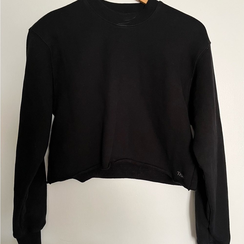 Aritzia TNA Black Cropped Crewneck Sweatshirt